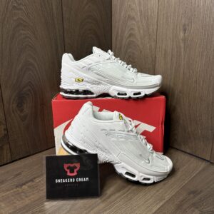 NIKE TN TUNED