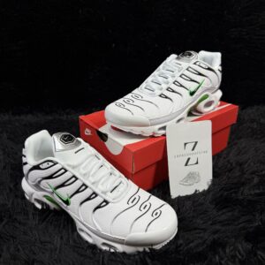 NIKE TN