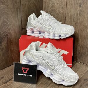 NIKE SHOX WHITE
